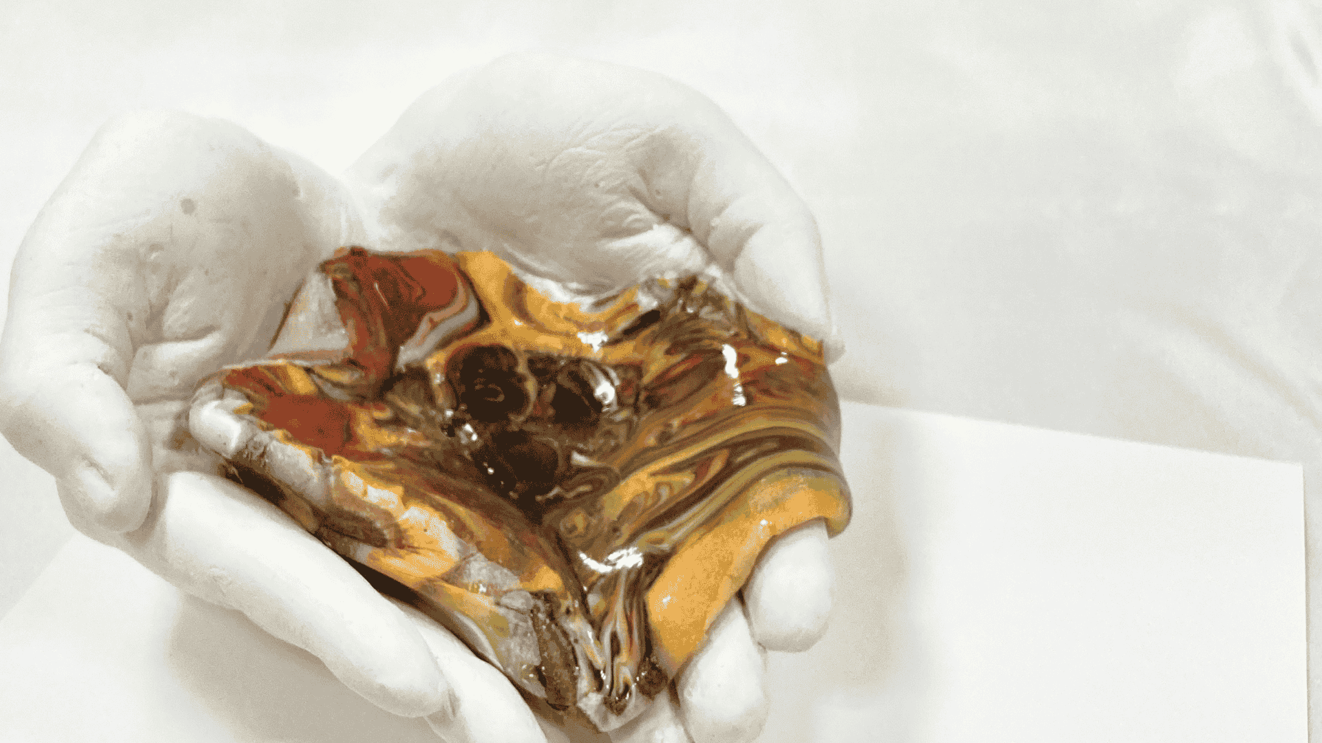 From Fire to Form A Sunset Journey Through the Different Types of Glass Art 3